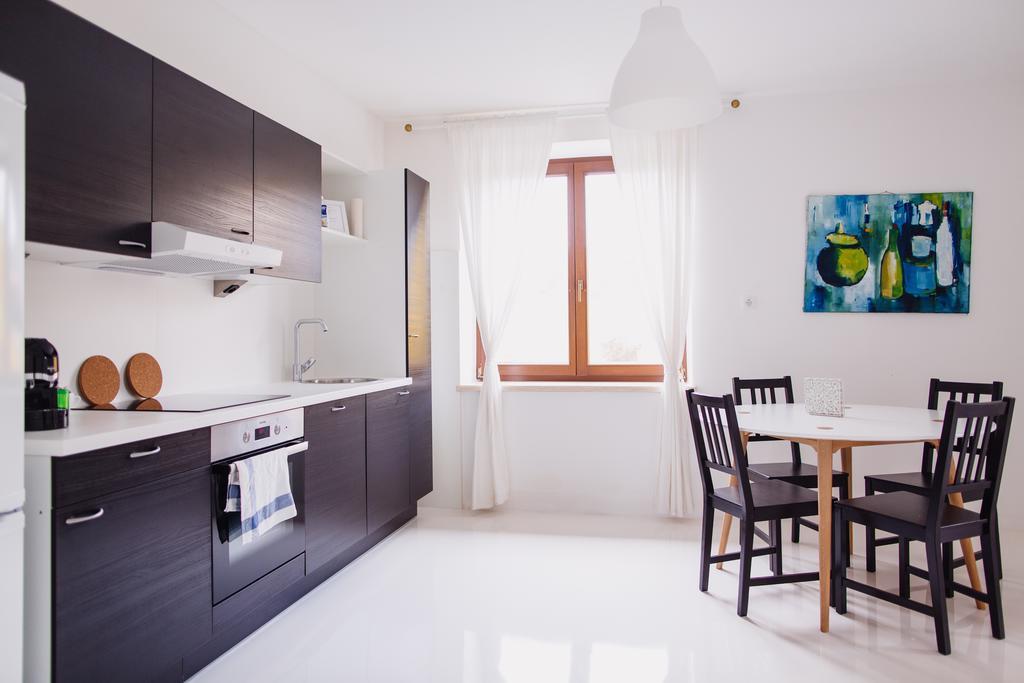 Zimmer & Appartements In Der Gamlitzerstrasse Ehrenhausen Kültér fotó
